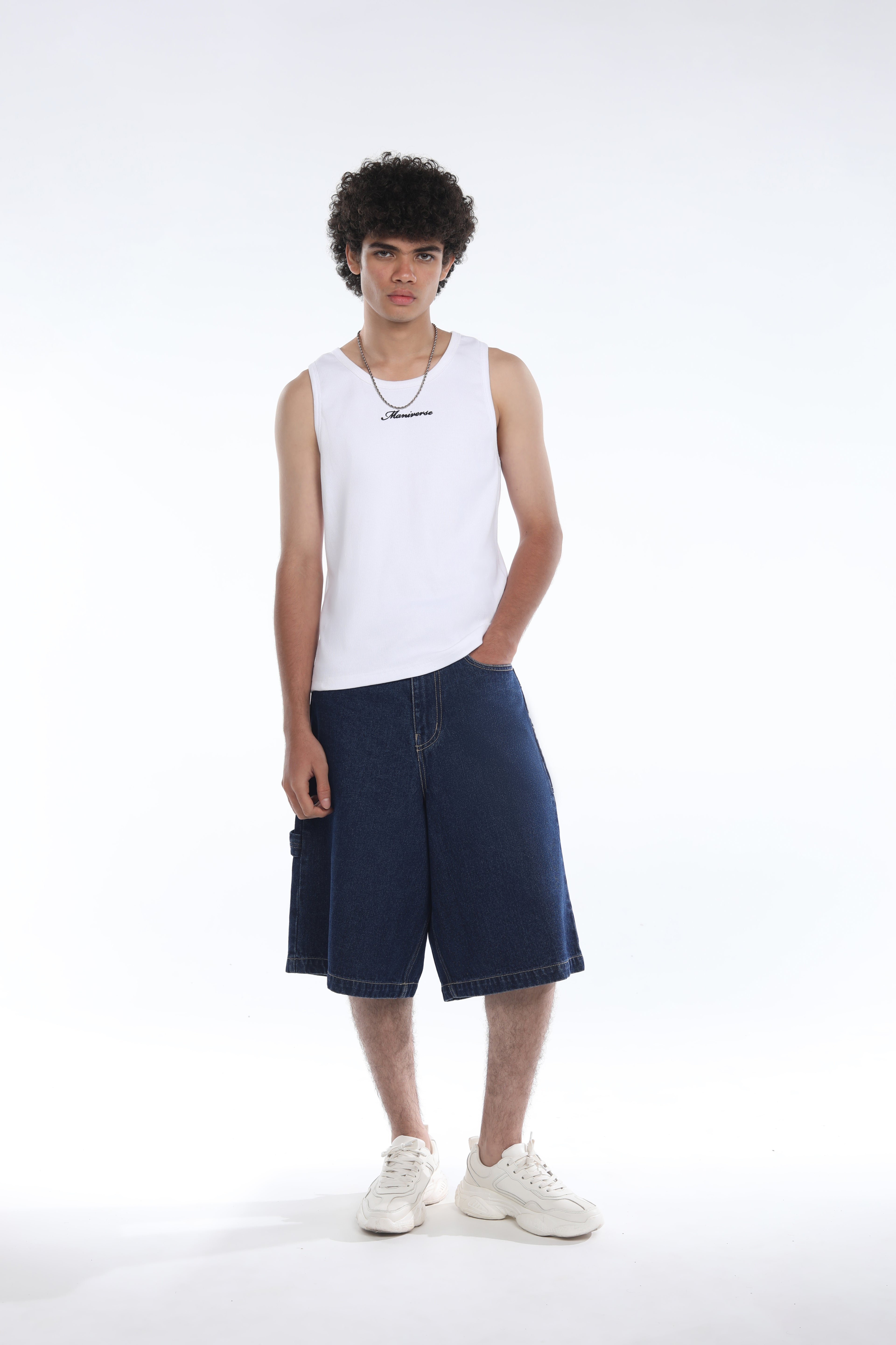 MANIVERSE Embroidered Slim Fit Vest